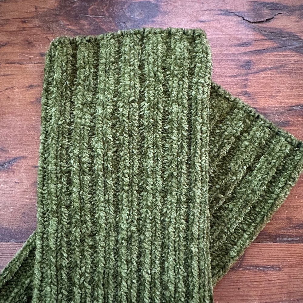 Chenille Chunky Sleep Socks Green - Picture 2 of 2